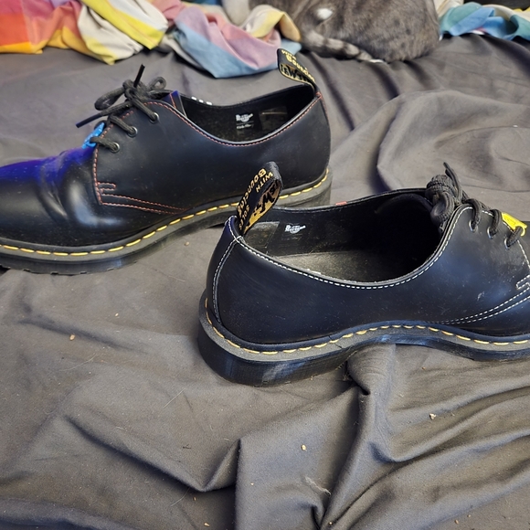 Doc Martens Keith Haring Size 12 Mens - Picture 3 of 5